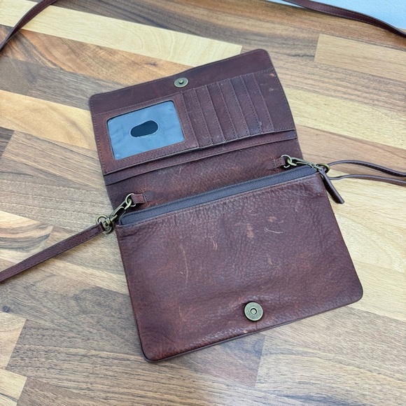 Duluth Trading Lifetime Leather Organizer Wallet / Detachable Crossbody Brown - Picture 3 of 11